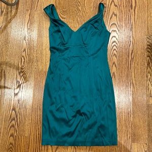 Green Calvin Klein Satin Dress, size 6P